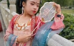 老公说要吃我的奶奶怎么回答他